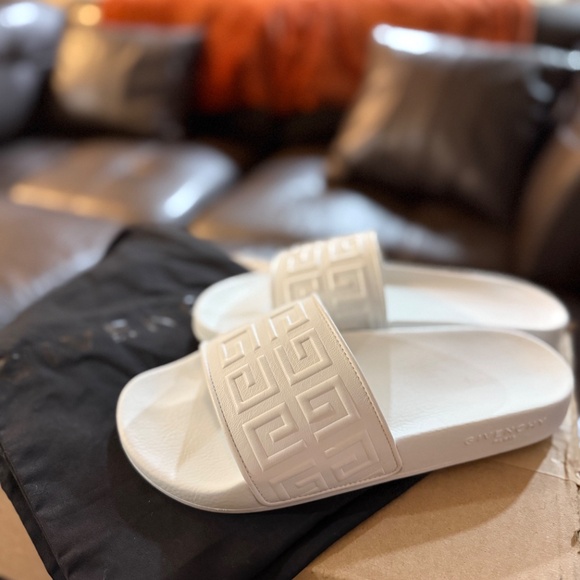 Givenchy slides - Picture 4 of 4